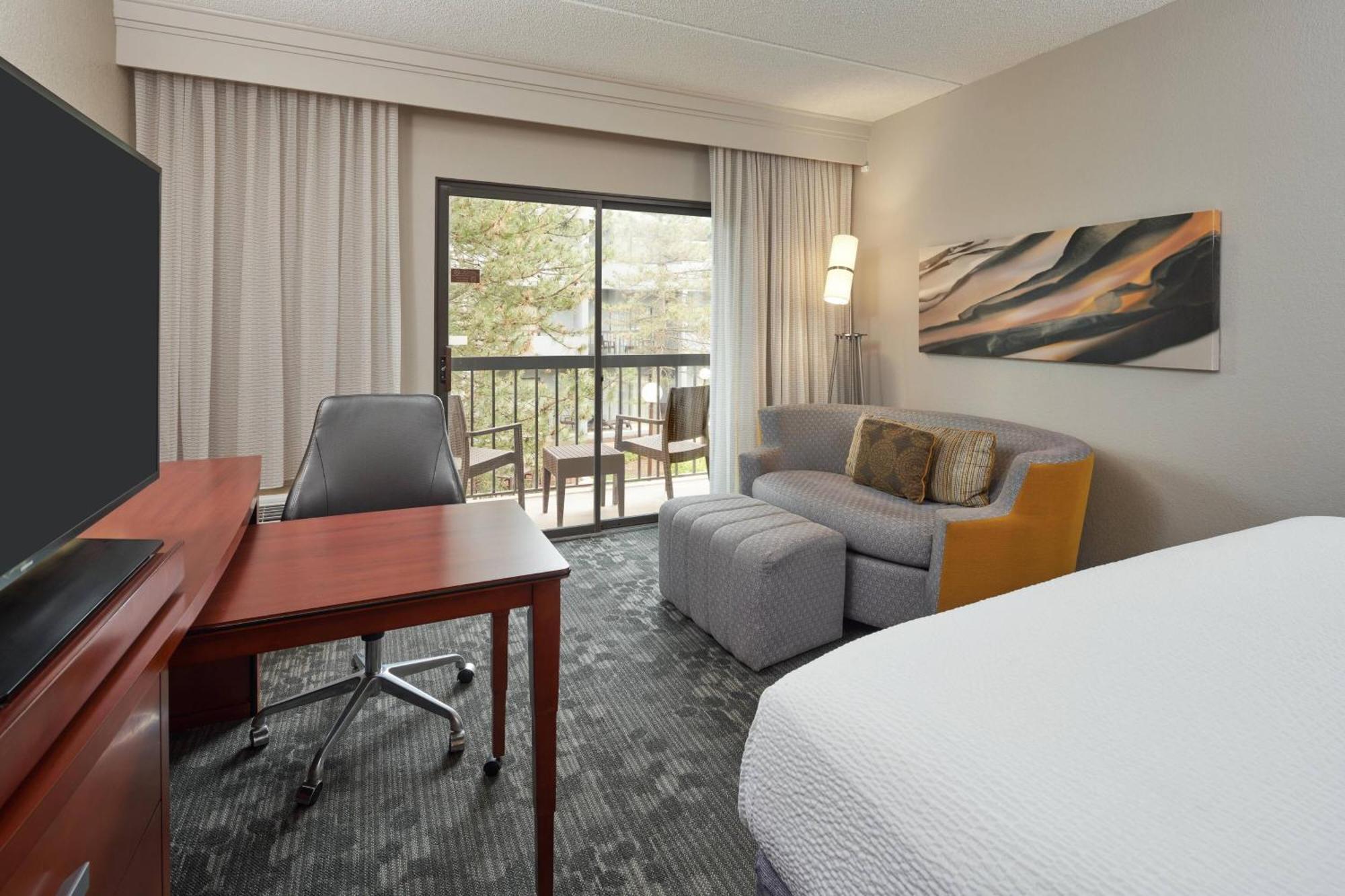 Courtyard Chicago Wood Dale / Itasca Hotel Exterior foto